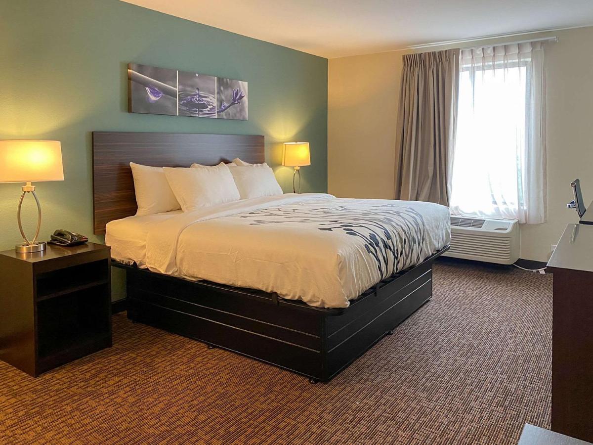 Sleep Inn Greensboro - Coliseum Area エクステリア 写真